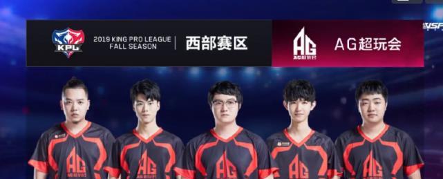 在世界足球
