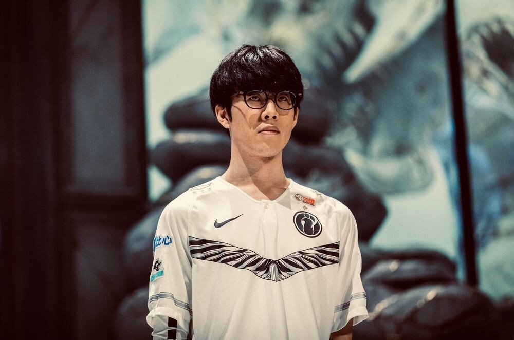 中场引擎 中场引擎